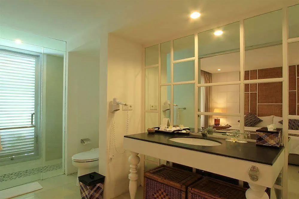 Collection O 20 Astana Kunti Seminyak Indonesia